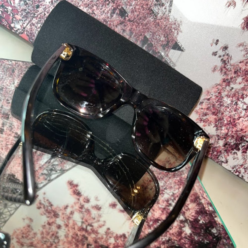 Dolce & Gabbana DG Sunglasses + Case - Picture 5 of 7